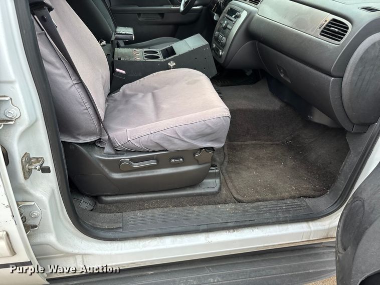 image for item DW7437 2012 Chevrolet Tahoe Police SUV