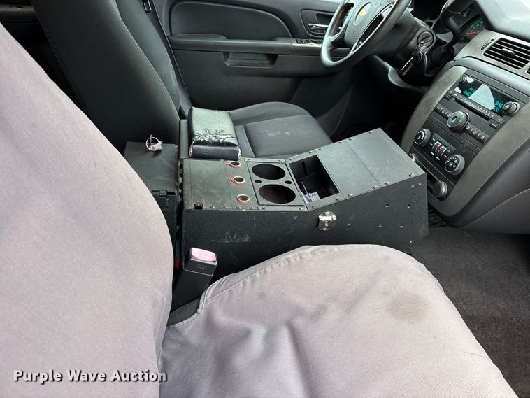 image for item DW7437 2012 Chevrolet Tahoe Police SUV