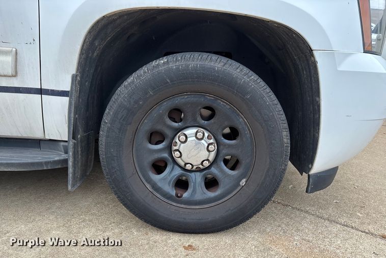 image for item DW7437 2012 Chevrolet Tahoe Police SUV