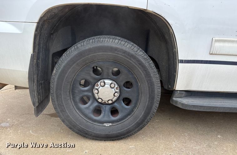 image for item DW7437 2012 Chevrolet Tahoe Police SUV