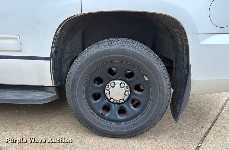 image for item DW7437 2012 Chevrolet Tahoe Police SUV