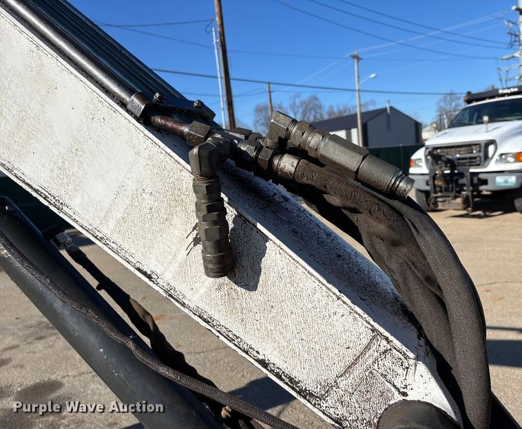 image for item DW7438 2010 Bobcat E35 mini excavator