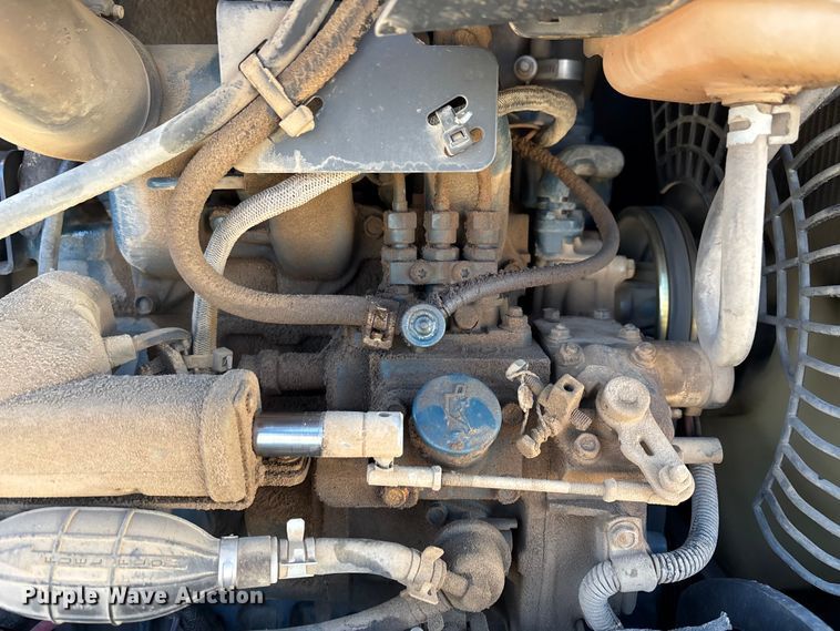 image for item DW7438 2010 Bobcat E35 mini excavator