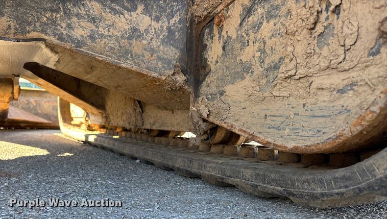 image for item DW7438 2010 Bobcat E35 mini excavator