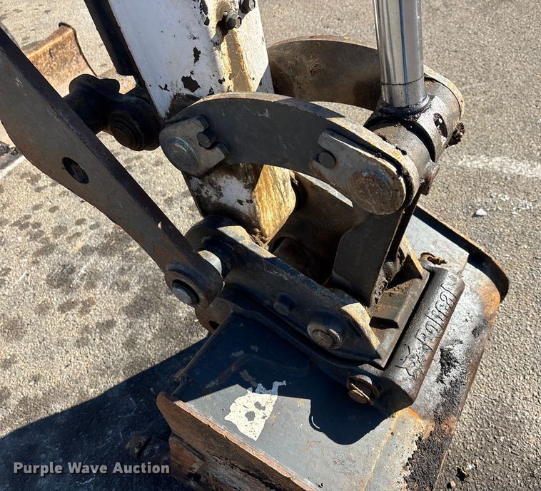 image for item DW7441 2014 Bobcat E35 mini excavator