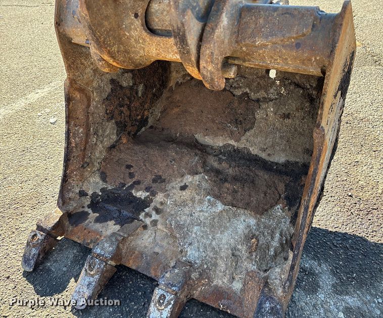 image for item DW7441 2014 Bobcat E35 mini excavator