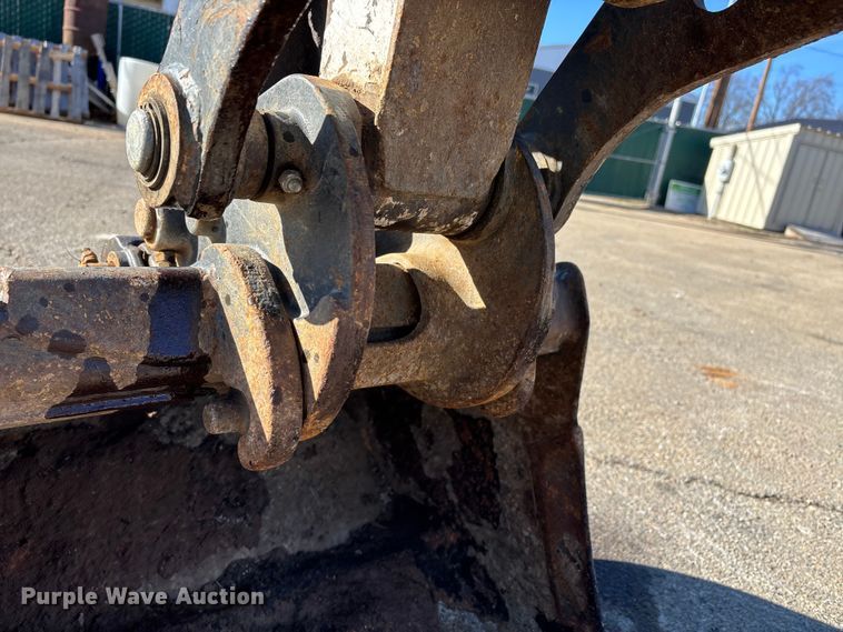 image for item DW7441 2014 Bobcat E35 mini excavator