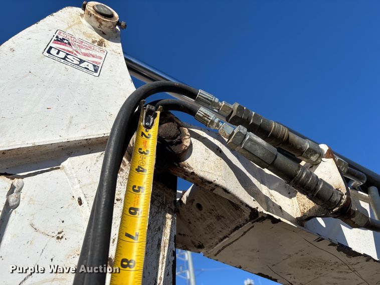 image for item DW7441 2014 Bobcat E35 mini excavator