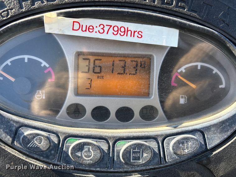 image for item DW7441 2014 Bobcat E35 mini excavator