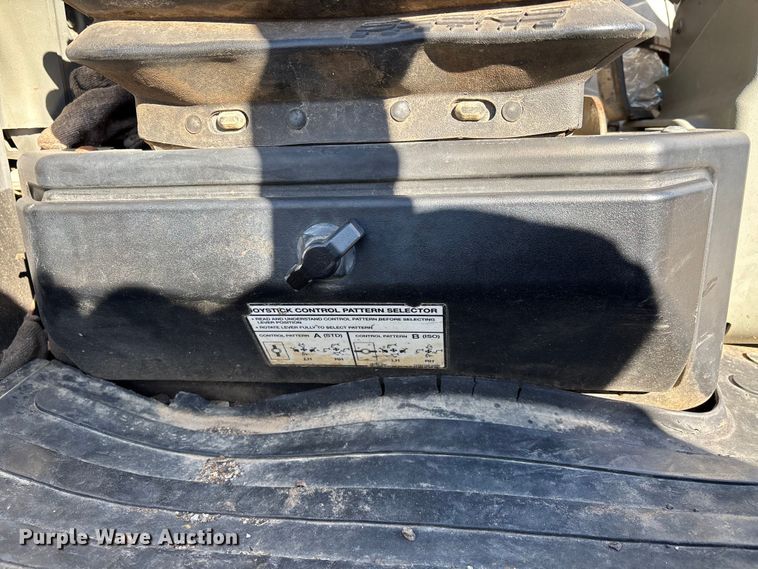 image for item DW7441 2014 Bobcat E35 mini excavator