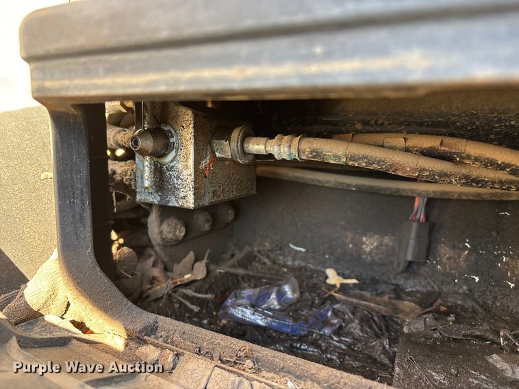 image for item DW7441 2014 Bobcat E35 mini excavator