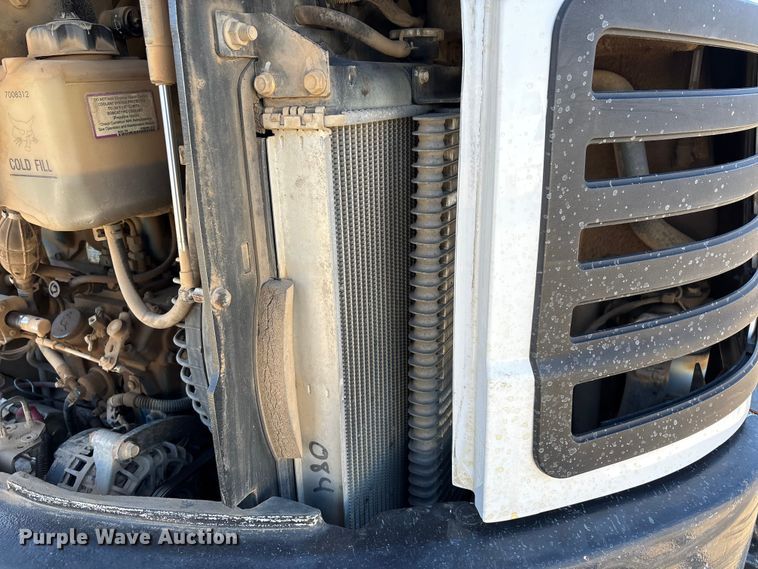 image for item DW7441 2014 Bobcat E35 mini excavator