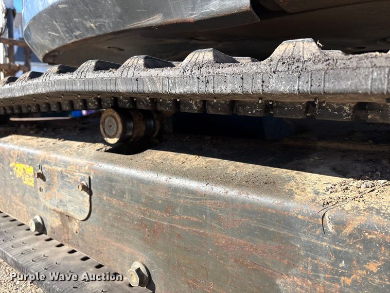 image for item DW7441 2014 Bobcat E35 mini excavator