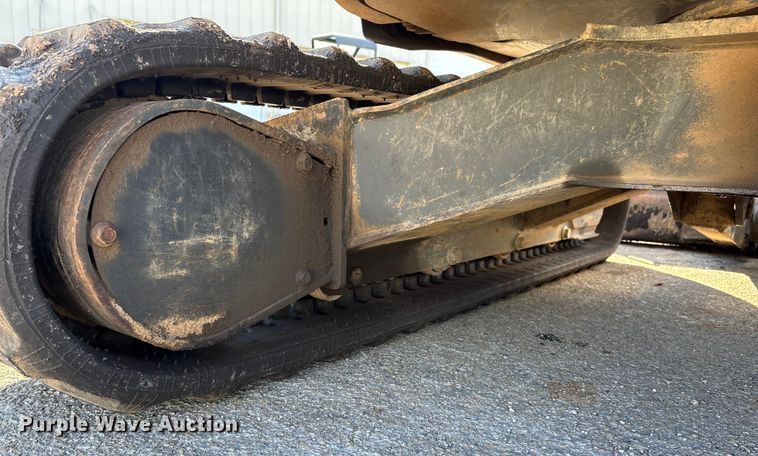 image for item DW7441 2014 Bobcat E35 mini excavator