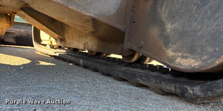 image for item DW7441 2014 Bobcat E35 mini excavator