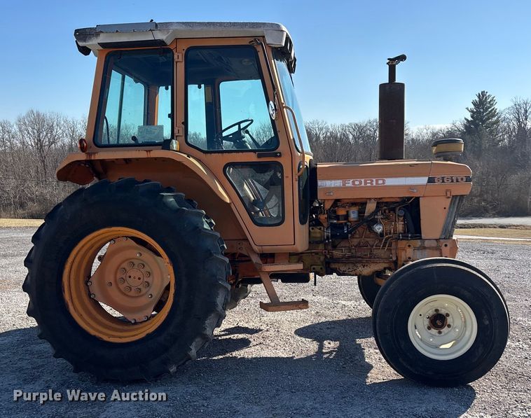 image for item DW7446 Ford 6610 tractor