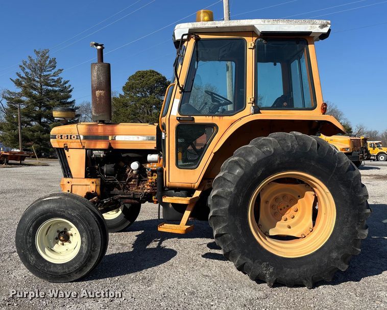 image for item DW7446 Ford 6610 tractor