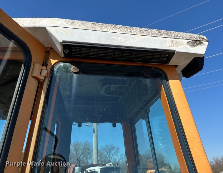 image for item DW7446 Ford 6610 tractor