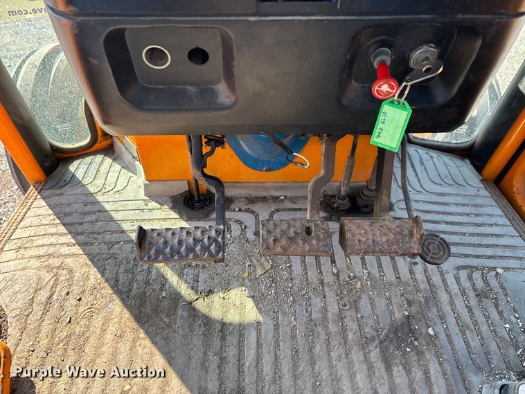 image for item DW7446 Ford 6610 tractor