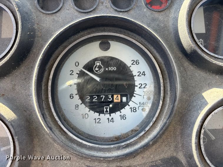 image for item DW7446 Ford 6610 tractor