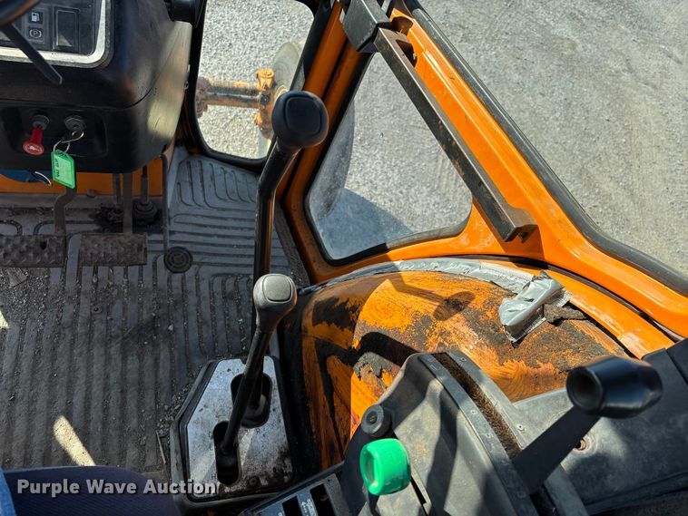 image for item DW7446 Ford 6610 tractor