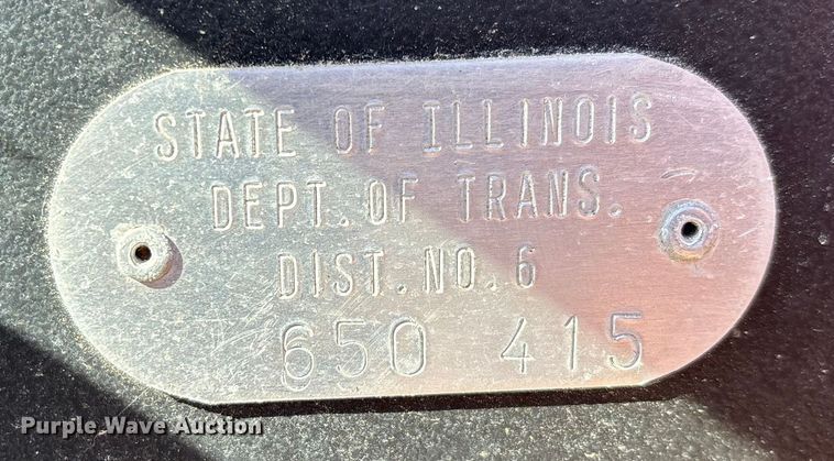 image for item DW7446 Ford 6610 tractor