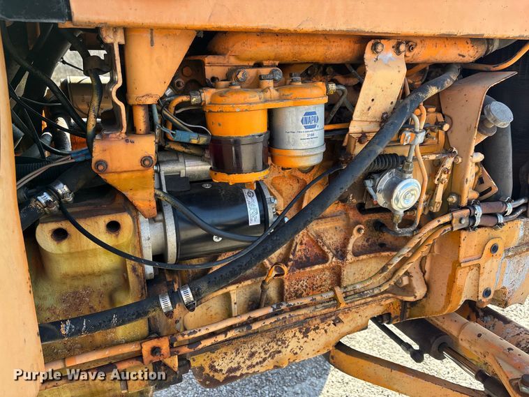 image for item DW7446 Ford 6610 tractor