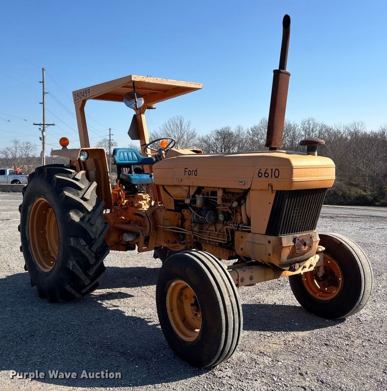 image for item DW7447 Ford 6610 tractor