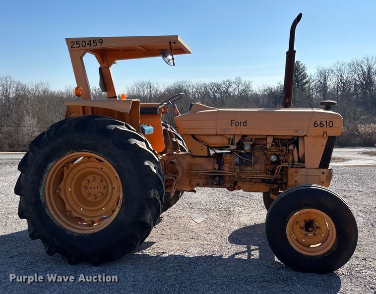 image for item DW7447 Ford 6610 tractor