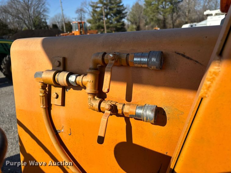 image for item DW7447 Ford 6610 tractor