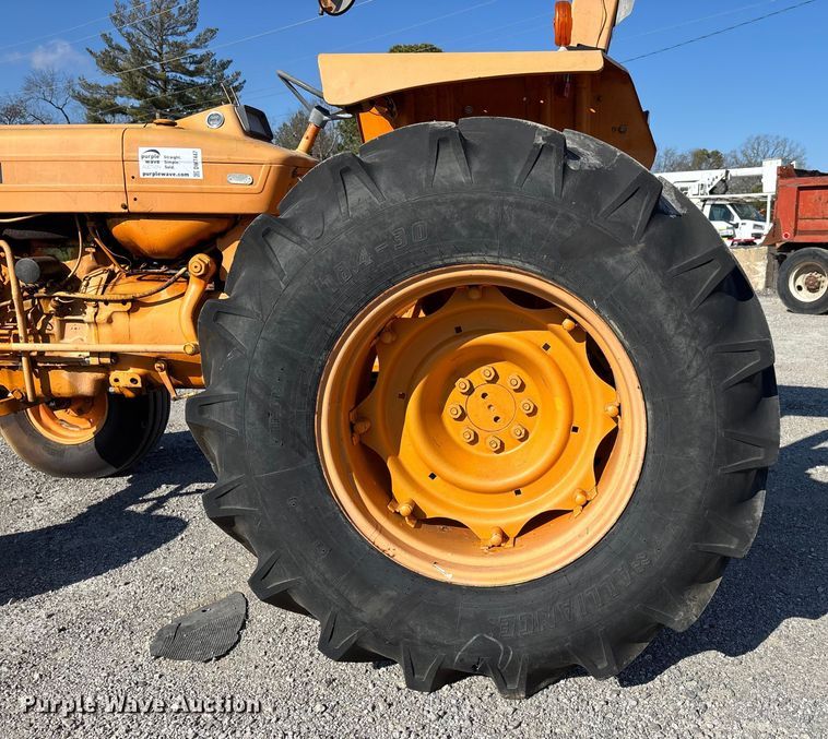 image for item DW7447 Ford 6610 tractor