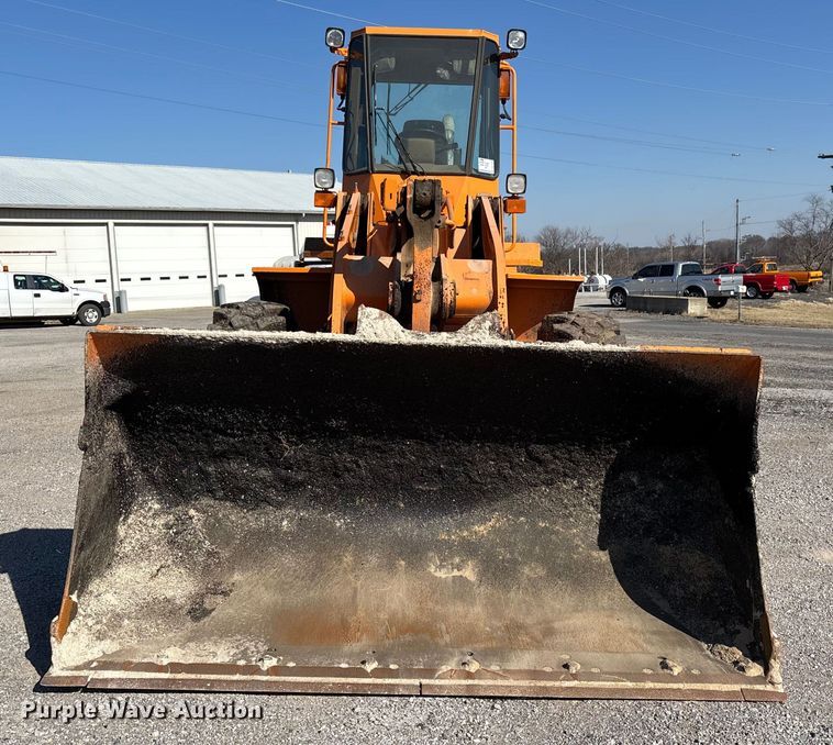 image for item DW7448 1993 Caterpillar 936F wheel loader