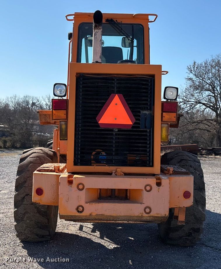 image for item DW7448 1993 Caterpillar 936F wheel loader