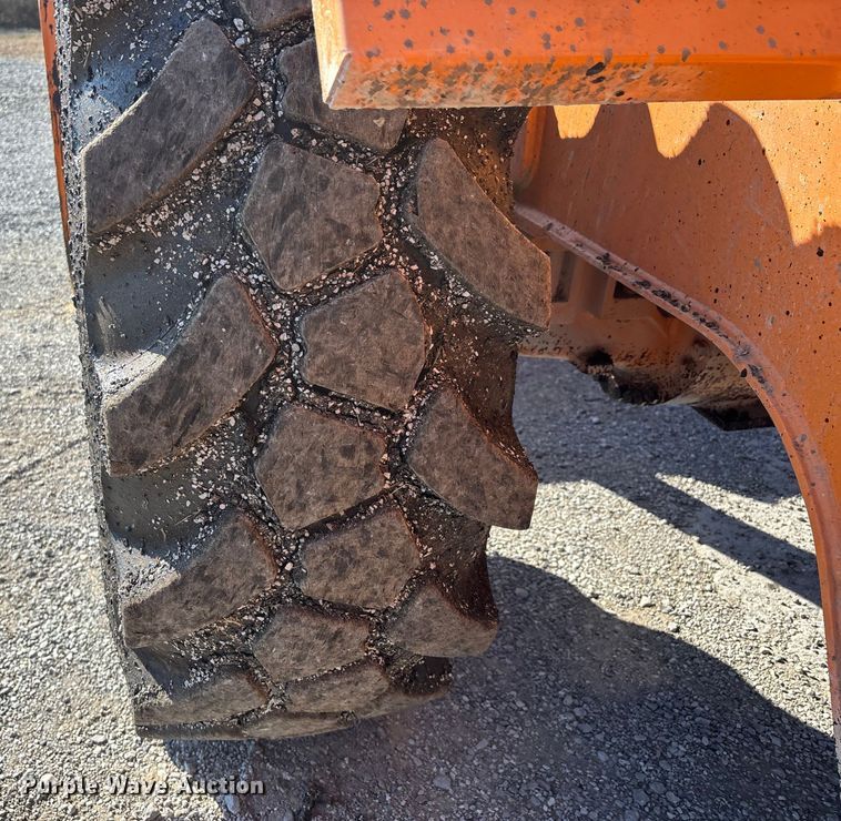 image for item DW7448 1993 Caterpillar 936F wheel loader