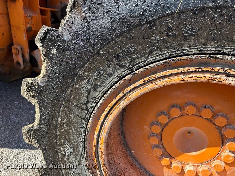 image for item DW7448 1993 Caterpillar 936F wheel loader