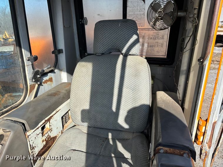 image for item DW7450 Link-Belt LS-2650C Series II excavator