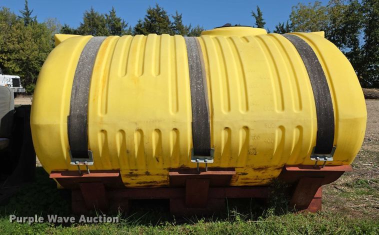 image for item DZ6400 Poly tank 