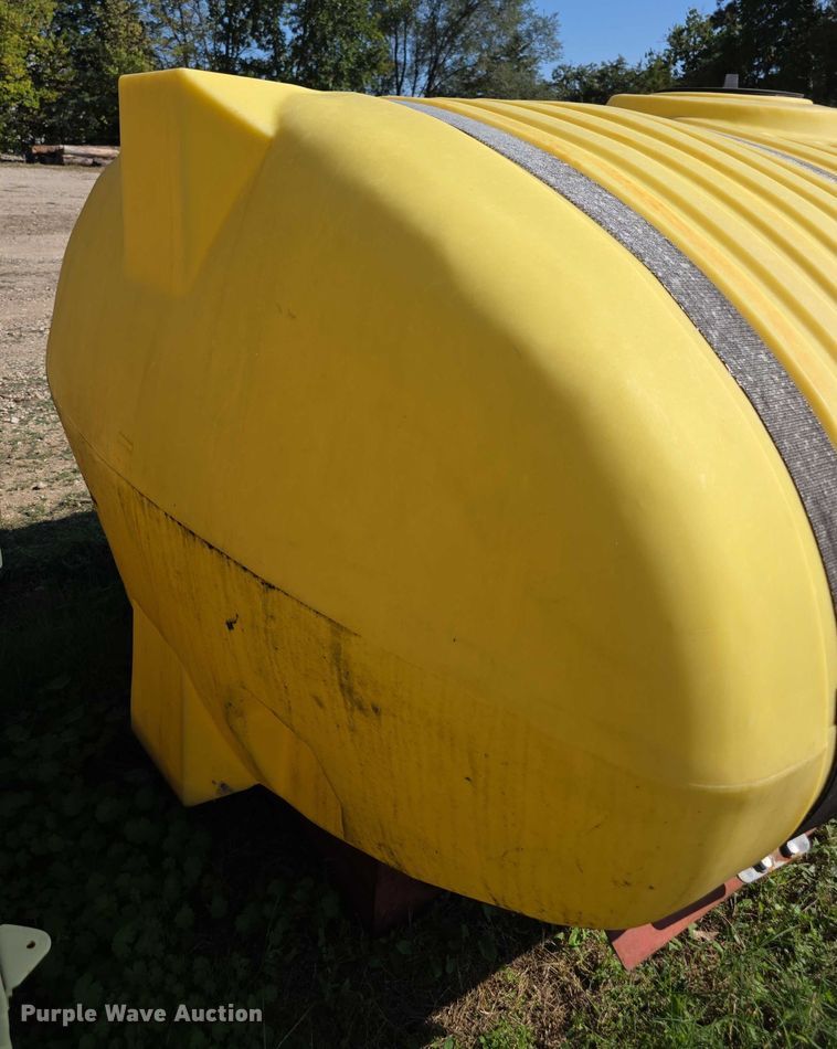 image for item DZ6400 Poly tank 