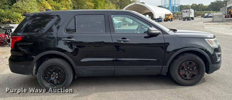 image for item EA1926 2017 Ford Explorer Police Interceptor SUV