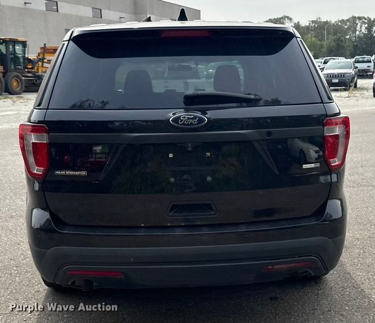 image for item EA1926 2017 Ford Explorer Police Interceptor SUV