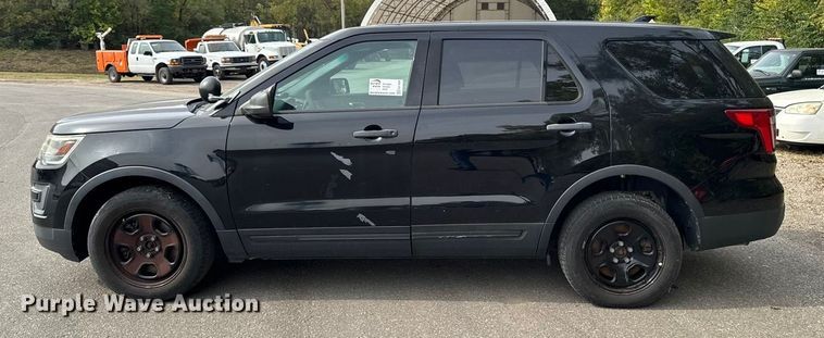 image for item EA1926 2017 Ford Explorer Police Interceptor SUV