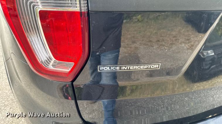 image for item EA1926 2017 Ford Explorer Police Interceptor SUV