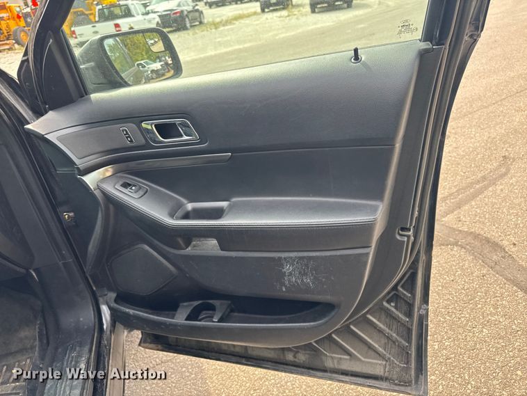 image for item EA1926 2017 Ford Explorer Police Interceptor SUV