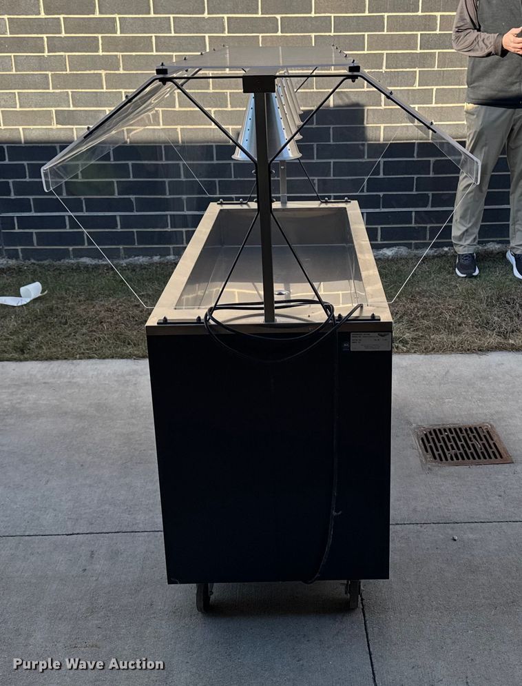 image for item EA2247 Vollrath 3871660 salad bar