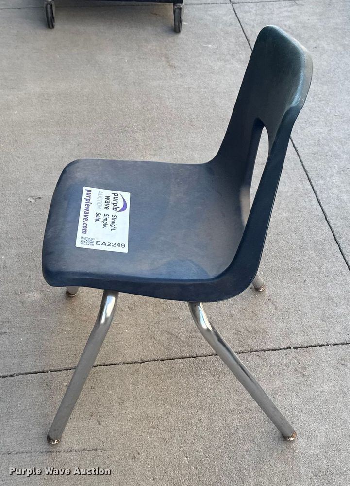 image for item EA2249 (60) chairs