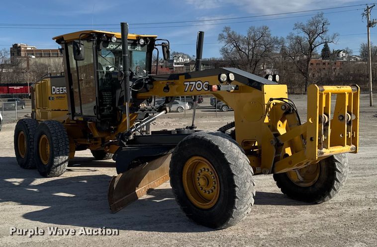 image for item EA2277 2010 John Deere 770G motor grader