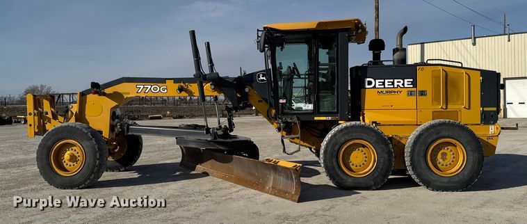 image for item EA2277 2010 John Deere 770G motor grader