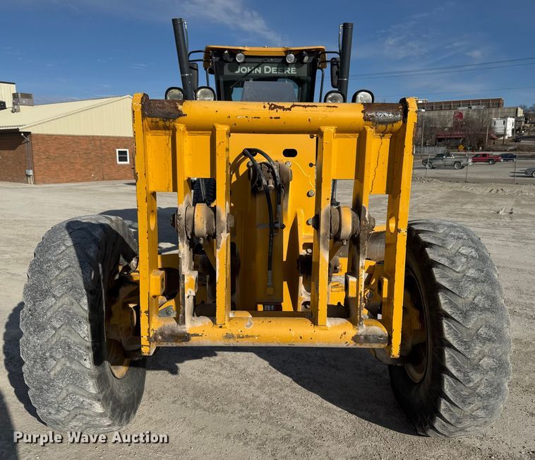 image for item EA2277 2010 John Deere 770G motor grader
