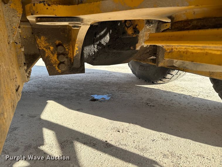 image for item EA2277 2010 John Deere 770G motor grader