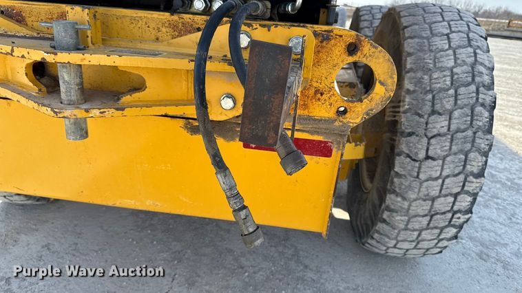 image for item EA2277 2010 John Deere 770G motor grader